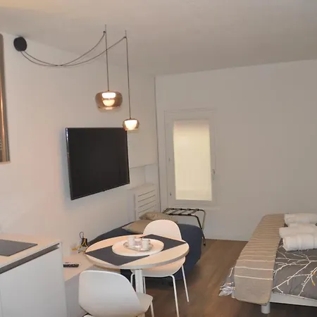 Apartamento Modena Charme Belle Arti Exterior foto